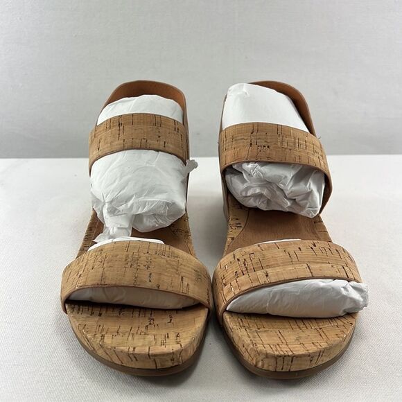 Gentle Souls by Kenneth Cole Gisele Two Band Sandal size 6.5 M - Picture 2 of 7